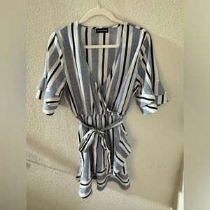 *BRAND NEW* striped wrap mini dress
